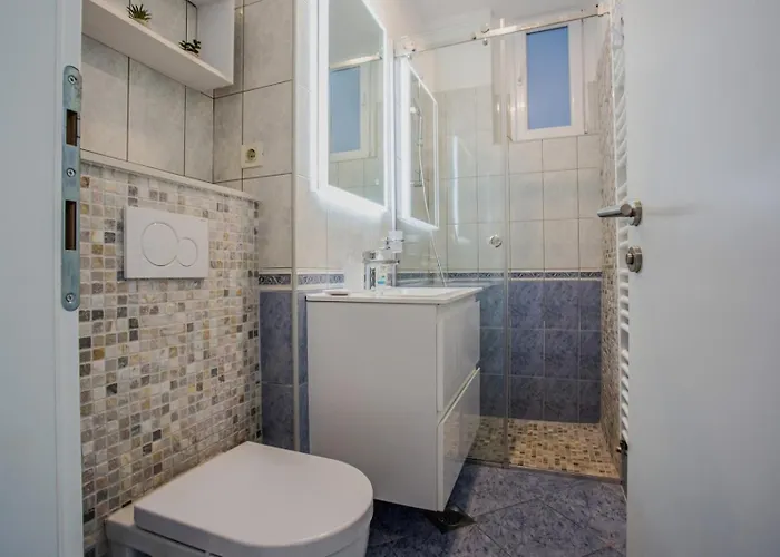 Daire The Martinez House - *