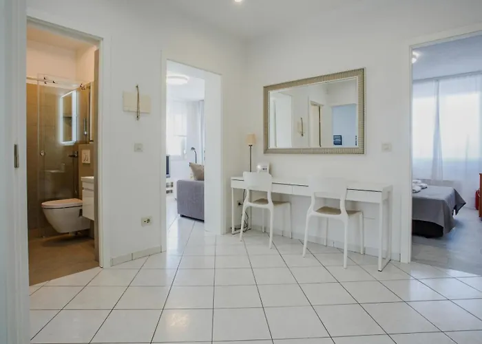 The Martinez House - Апартаменты